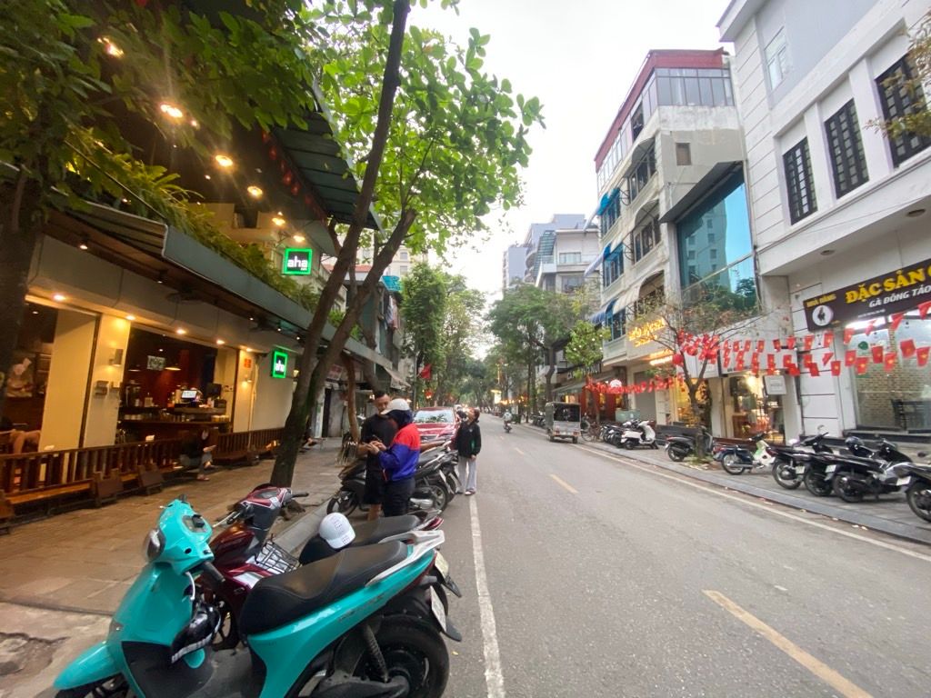 Bán nhà Hàng Chuối - diện tích 60m2 1 tầng - lô góc 3 mặt thoáng - giá 4,4 tỷ