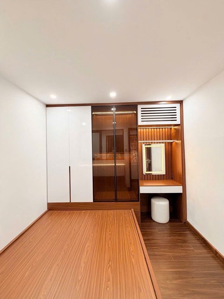 Bán nhà Hàng Chuối - diện tích 60m2 1 tầng - lô góc 3 mặt thoáng - giá 4,4 tỷ