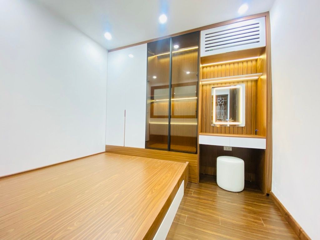 Bán nhà Hàng Chuối - diện tích 60m2 1 tầng - lô góc 3 mặt thoáng - giá 4,4 tỷ