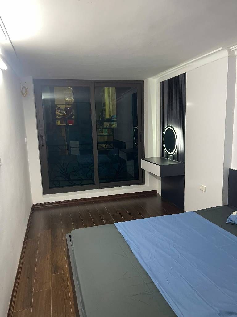 Bán nhà Tam Trinh - diện tích 26,7m2 4 tầng - Ngõ 87, ô tô tránh 15m - giá 7,5 tỷ