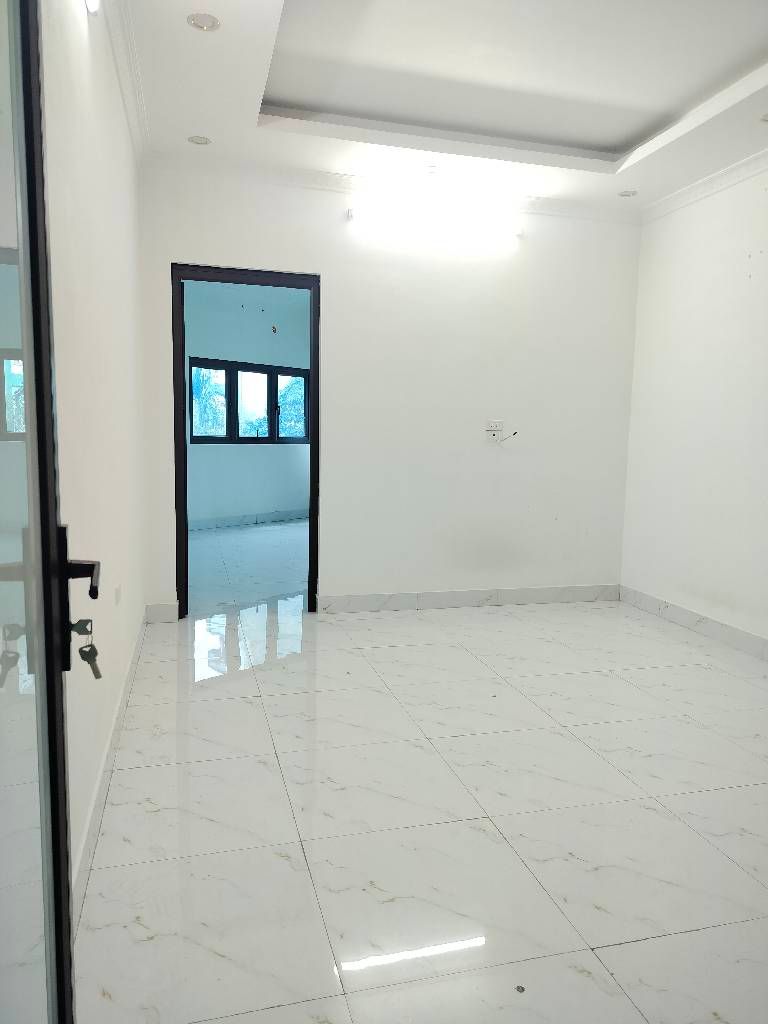 Bán nhà Nguyễn Xiển - diện tích 41.5m2 4 tầng - Ngõ to đẹp, gần phố - giá 4 tỷ