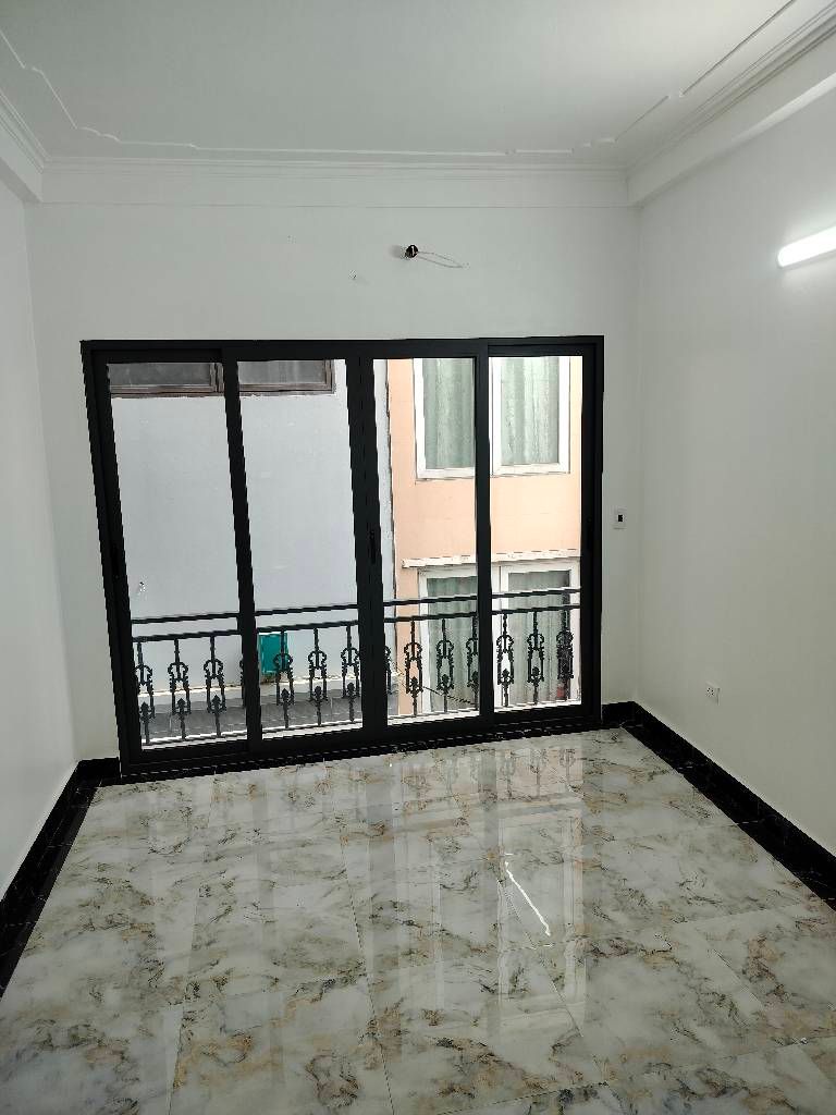 Bán nhà Quốc Tử Giám - diện tích 26m2 4 tầng - Đất vàng Văn Miếu - giá 8,25 tỷ