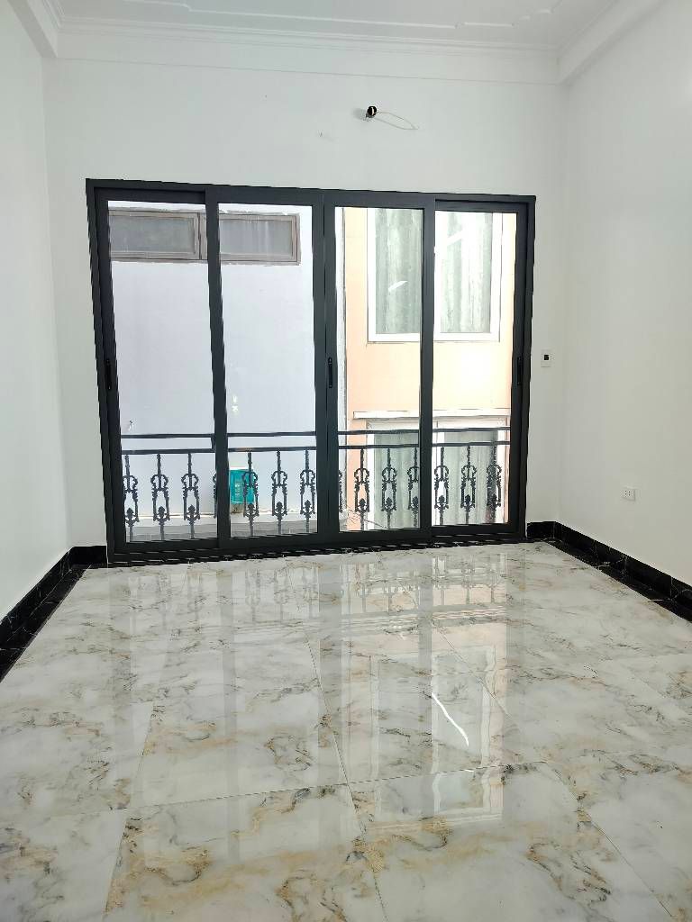 Bán nhà Quốc Tử Giám - diện tích 26m2 4 tầng - Đất vàng Văn Miếu - giá 8,25 tỷ