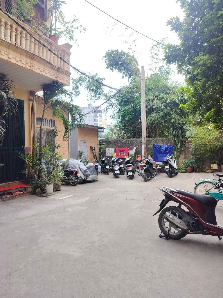 Bán nhà Quốc Tử Giám - diện tích 26m2 4 tầng - Đất vàng Văn Miếu - giá 8,25 tỷ