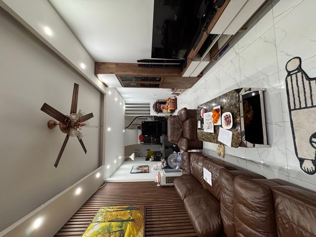 Bán nhà Thổ Quan - diện tích 50m2 5 tầng - Ô chờ thang máy - giá 17 tỷ