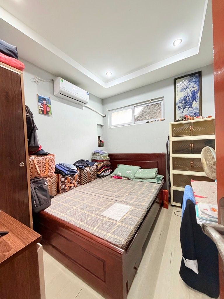 Bán nhà Chính Kinh - diện tích 45m2 1 tầng - Thang máy - giá 2,3 tỷ