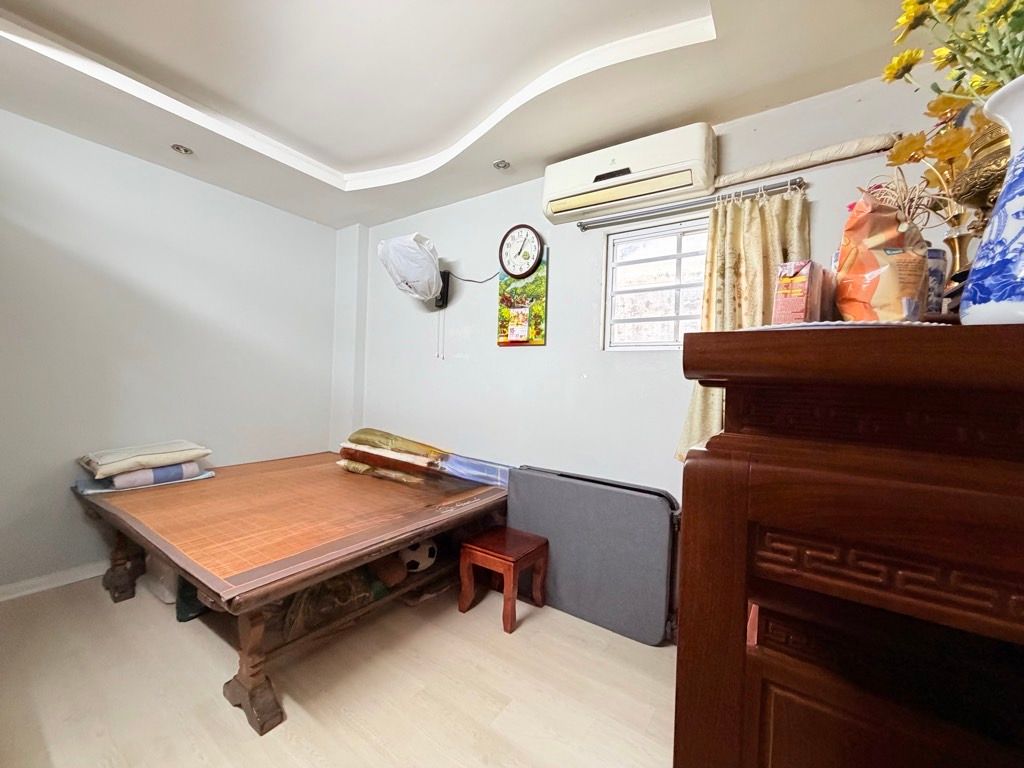 Bán nhà Chính Kinh - diện tích 45m2 1 tầng - Thang máy - giá 2,3 tỷ