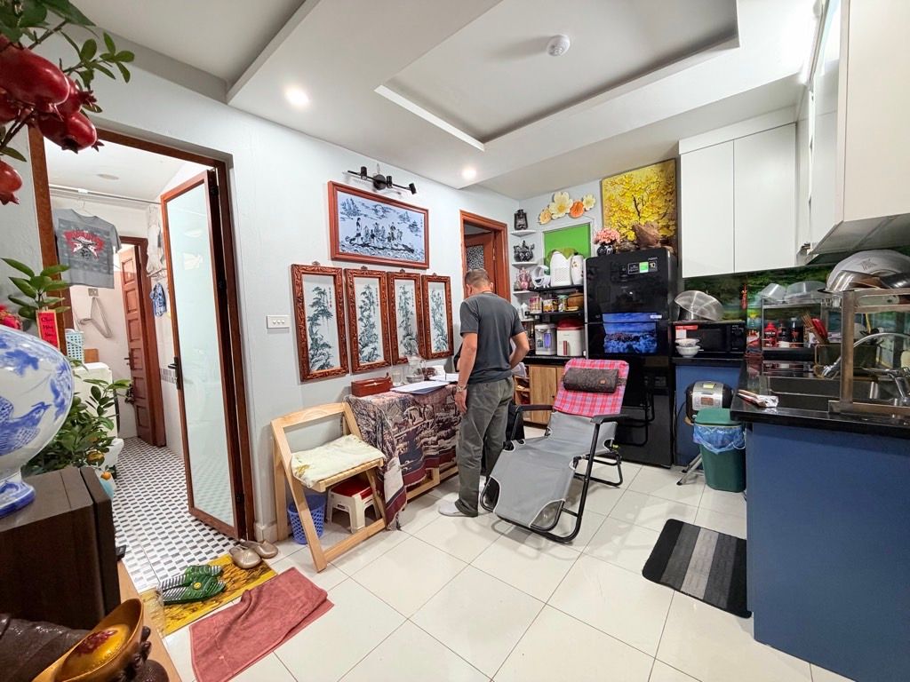 Bán nhà Chính Kinh - diện tích 45m2 1 tầng - Thang máy - giá 2,3 tỷ