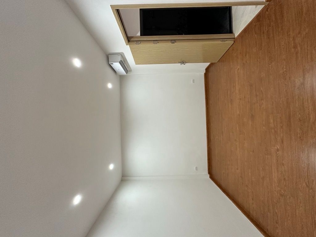 Bán nhà Quan Thổ 1 - diện tích 40.4m2 4 tầng - Ngõ thông kinh doanh - giá 9,6 tỷ