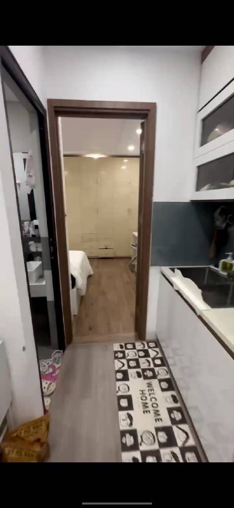 Bán nhà Đê La Thành - diện tích 45m2 1 tầng - Kinh doanh nhỏ - giá 2,45 tỷ