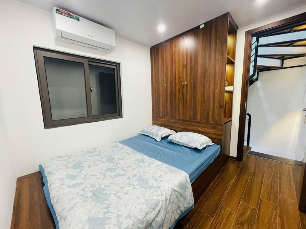 Bán nhà Nguyễn Lương Bằng - diện tích 15m2 5 tầng - Lô góc - giá 4,6 tỷ