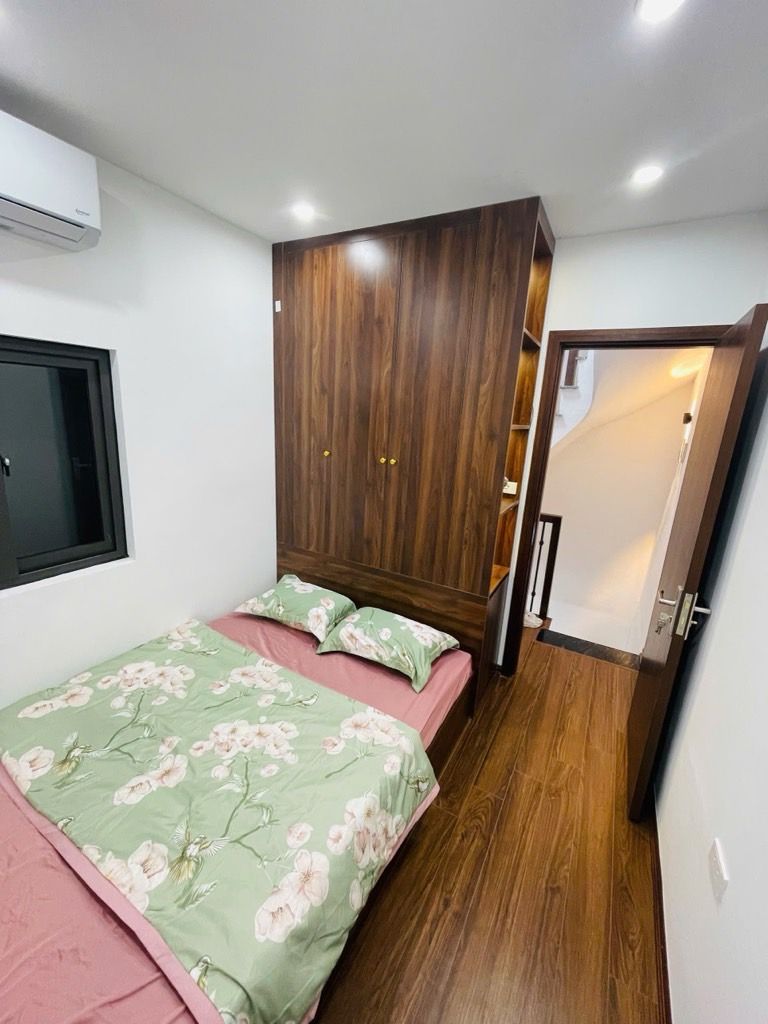 Bán nhà Nguyễn Lương Bằng - diện tích 15m2 5 tầng - Lô góc - giá 4,6 tỷ