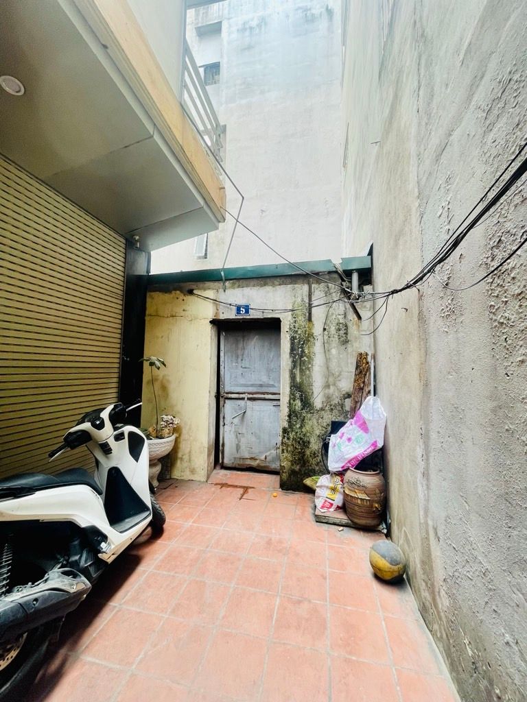 Bán nhà Định Công Thượng - diện tích 54m2 1 tầng - Sổ đỏ vuông đẹp - giá 16,8 tỷ