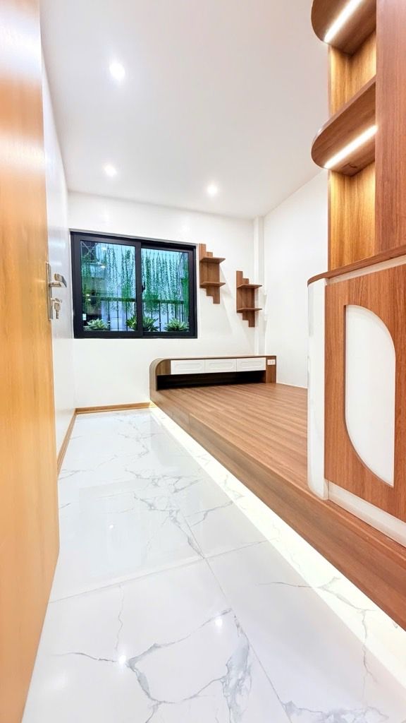 Bán nhà Bạch Mai - diện tích 50m2 5 tầng - Lô góc 3 mặt thoáng - giá 15,3 tỷ