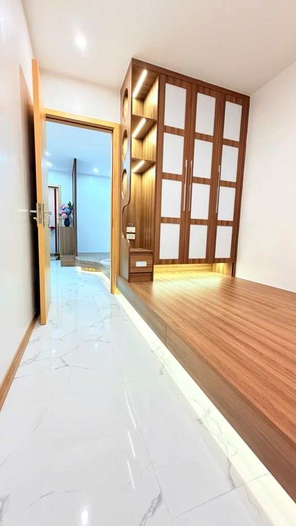Bán nhà Bạch Mai - diện tích 50m2 5 tầng - Lô góc 3 mặt thoáng - giá 15,3 tỷ