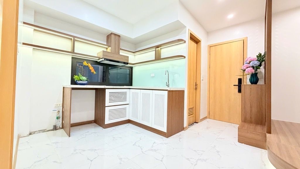 Bán nhà Bạch Mai - diện tích 50m2 5 tầng - Lô góc 3 mặt thoáng - giá 15,3 tỷ