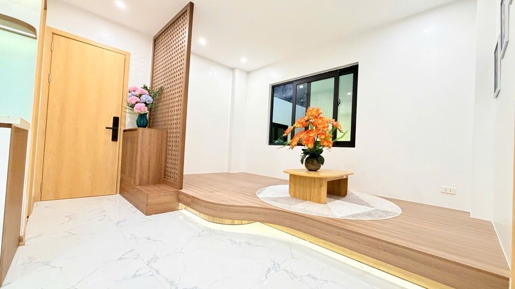 Bán nhà Bạch Mai - diện tích 50m2 5 tầng - Lô góc 3 mặt thoáng - giá 15,3 tỷ