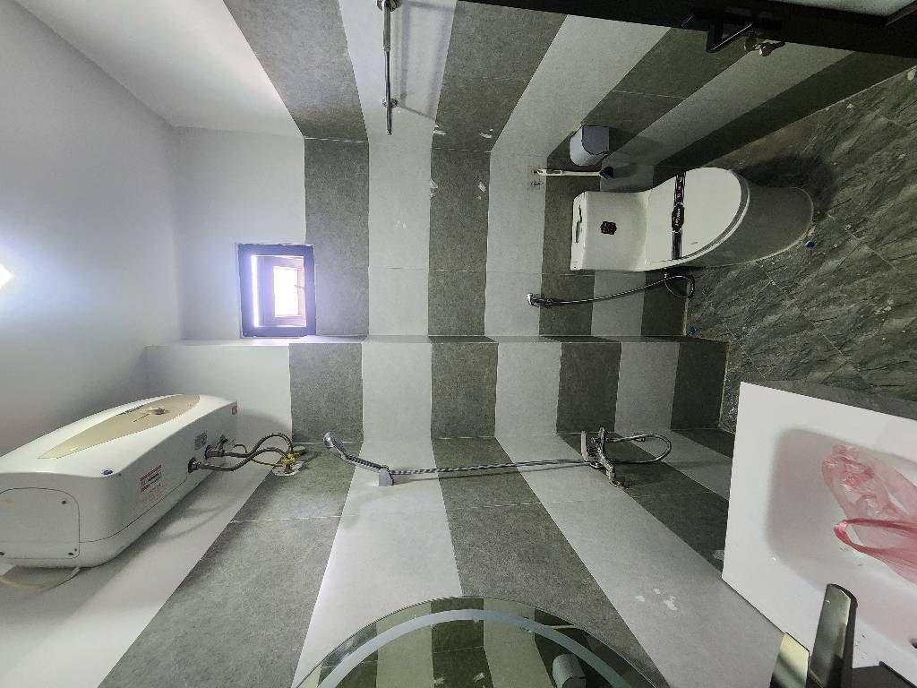 Bán nhà Thanh Lân - diện tích 30m2 5 tầng - BA GÁC ĐỖ CỬA - giá 6 tỷ