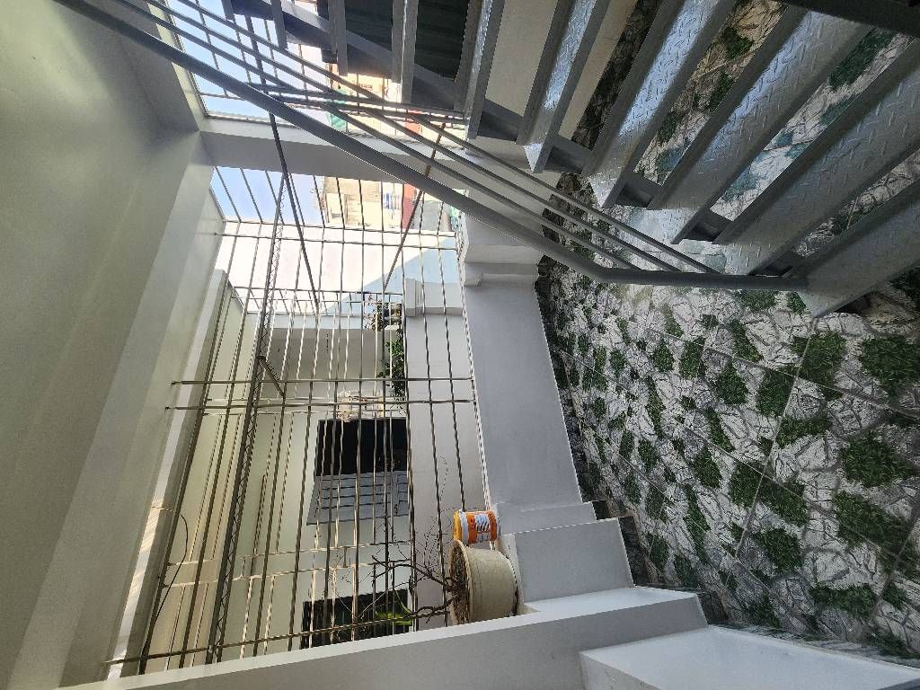 Bán nhà Thanh Lân - diện tích 30m2 5 tầng - BA GÁC ĐỖ CỬA - giá 6 tỷ