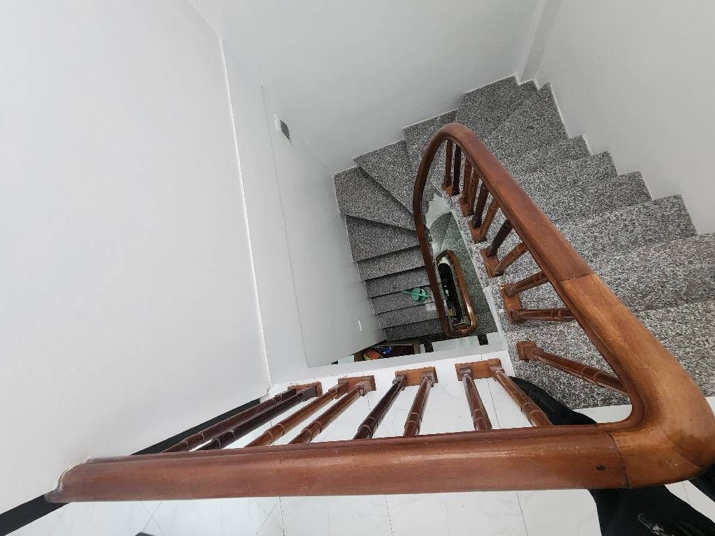 Bán nhà Thanh Lân - diện tích 30m2 5 tầng - BA GÁC ĐỖ CỬA - giá 6 tỷ