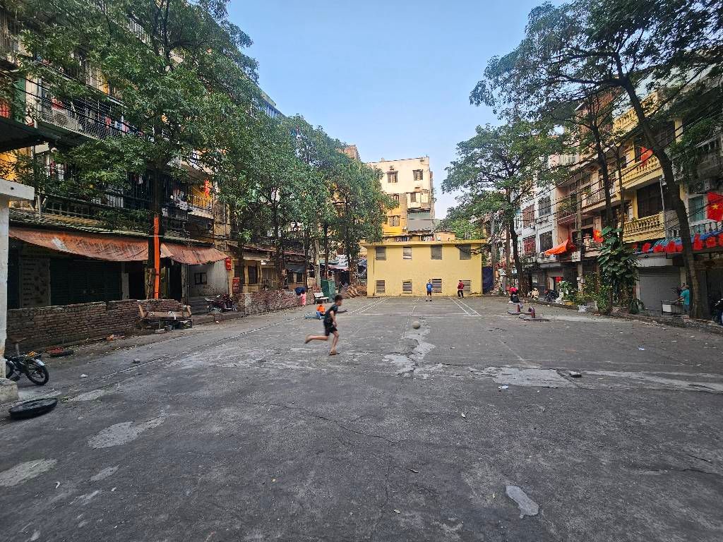 Bán nhà Tam Trinh - diện tích 90m2 1 tầng - Ô tô tránh chân cầu thang - giá 6,7 tỷ