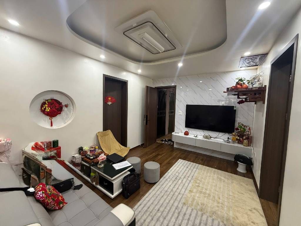 Bán nhà Tam Trinh - diện tích 90m2 1 tầng - Ô tô tránh chân cầu thang - giá 6,7 tỷ