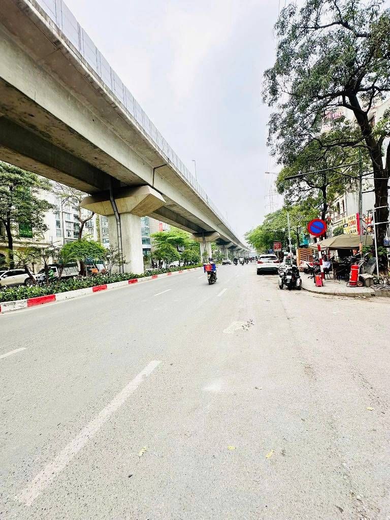 Bán nhà Hào Nam - diện tích 61.1m2 2 tầng - Lô góc - giá 24 tỷ