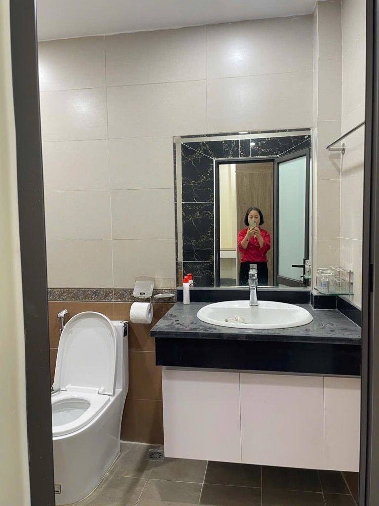 Bán nhà Lĩnh Nam - diện tích 30.3m2 6 tầng - mặt tiền rộng - giá 8,66 tỷ