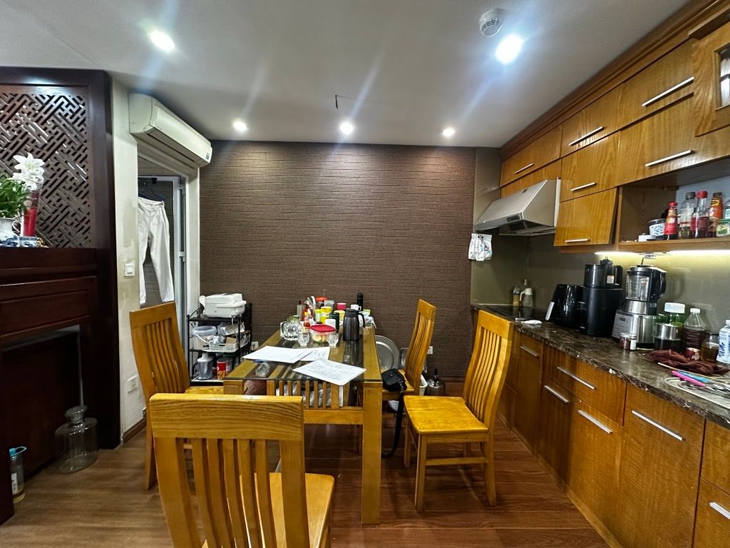 Bán nhà Minh Khai - diện tích 91.8m2 1 tầng - Nhà đẹp hiếm có - giá 9,5 tỷ