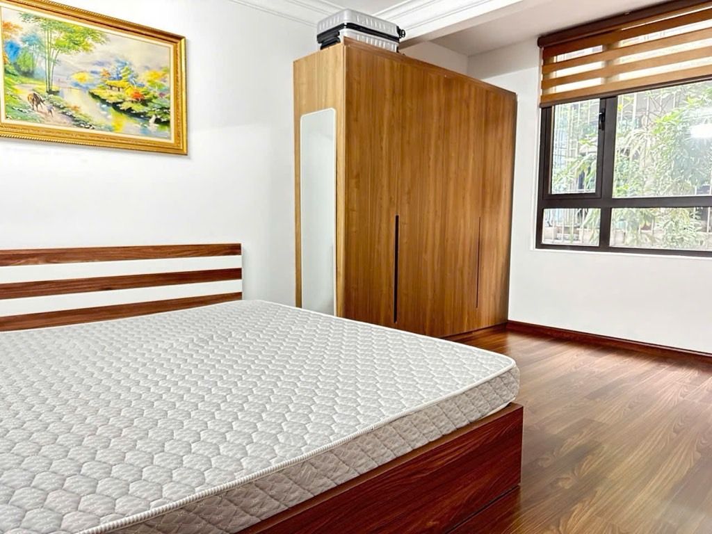 Bán nhà Nguyễn Trãi - diện tích 48m2 5 tầng - Lô góc - giá 9,5 tỷ