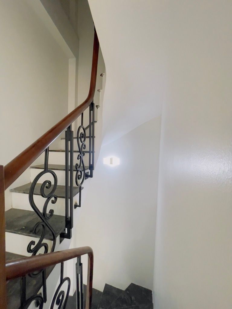 Bán nhà Phố Chợ Khâm Thiên - diện tích 35m2 6 tầng - Nhà đẹp - giá 9,5 tỷ