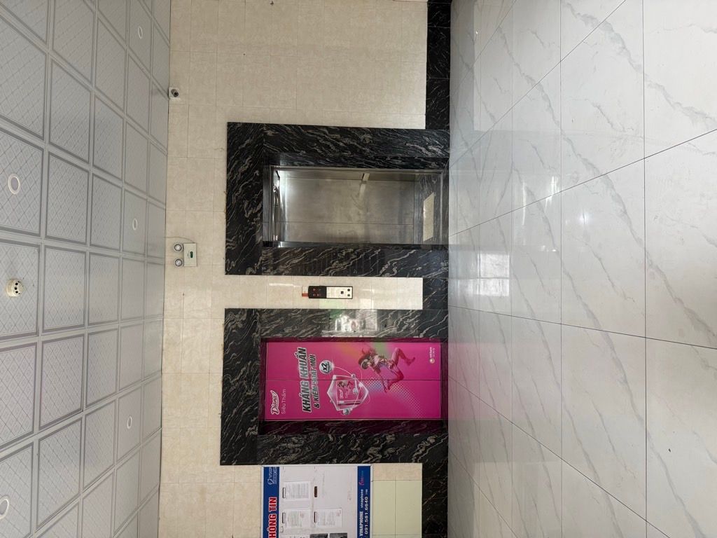 Bán nhà Lê Văn Lương - diện tích 54.7m2 2 tầng - Lô góc thoáng sáng - giá 6,3 tỷ