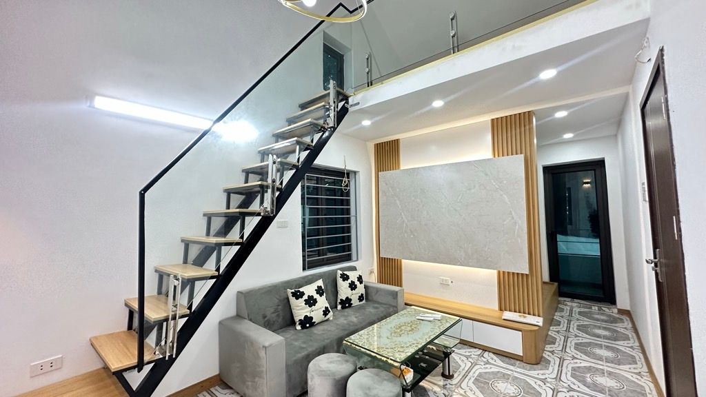 Bán nhà Bùi Ngọc Dương - diện tích 35m2 1 tầng - Căn hộ tập thể tầng 2 - giá 3,3 tỷ