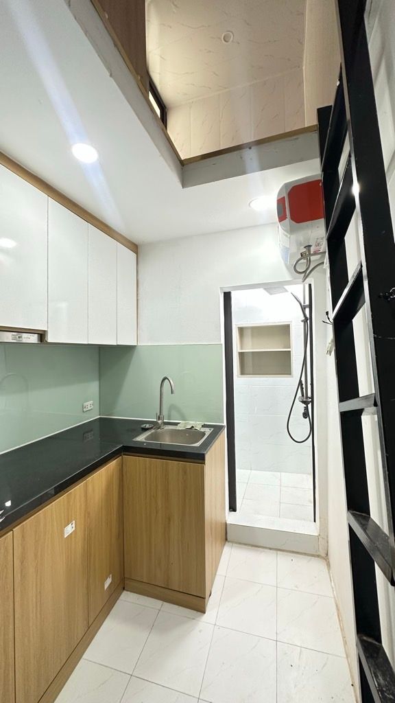 Bán nhà Bùi Ngọc Dương - diện tích 35m2 1 tầng - Căn hộ tập thể tầng 2 - giá 3,3 tỷ