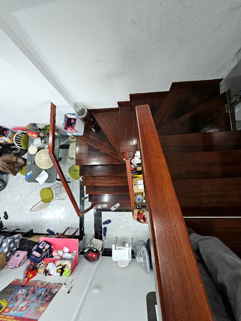 Bán nhà Tân Mai - diện tích 41m2 5 tầng - Mặt ngõ thông ô tô qua nhà - giá 11,2 tỷ