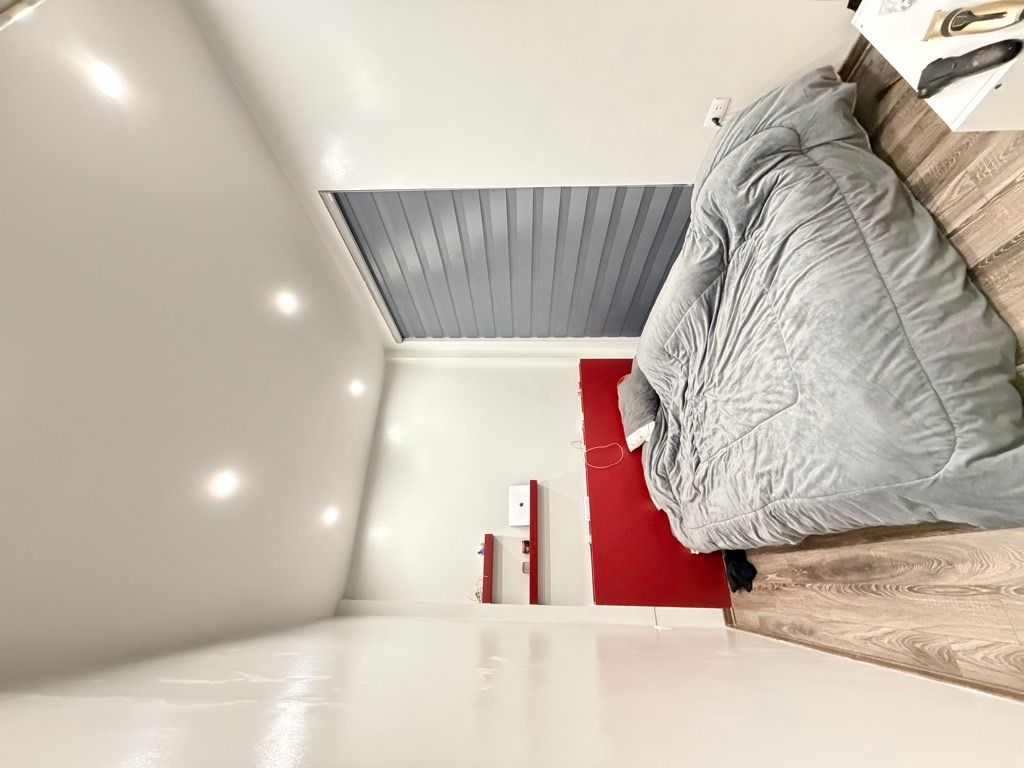 Bán nhà Trần Khát Chân - diện tích 16m2 5 tầng - nhà dân xây - giá 5 tỷ