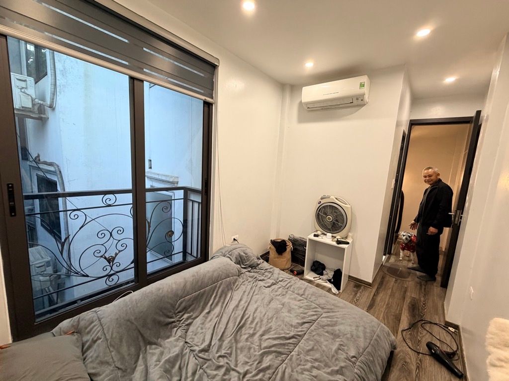 Bán nhà Trần Khát Chân - diện tích 16m2 5 tầng - nhà dân xây - giá 5 tỷ