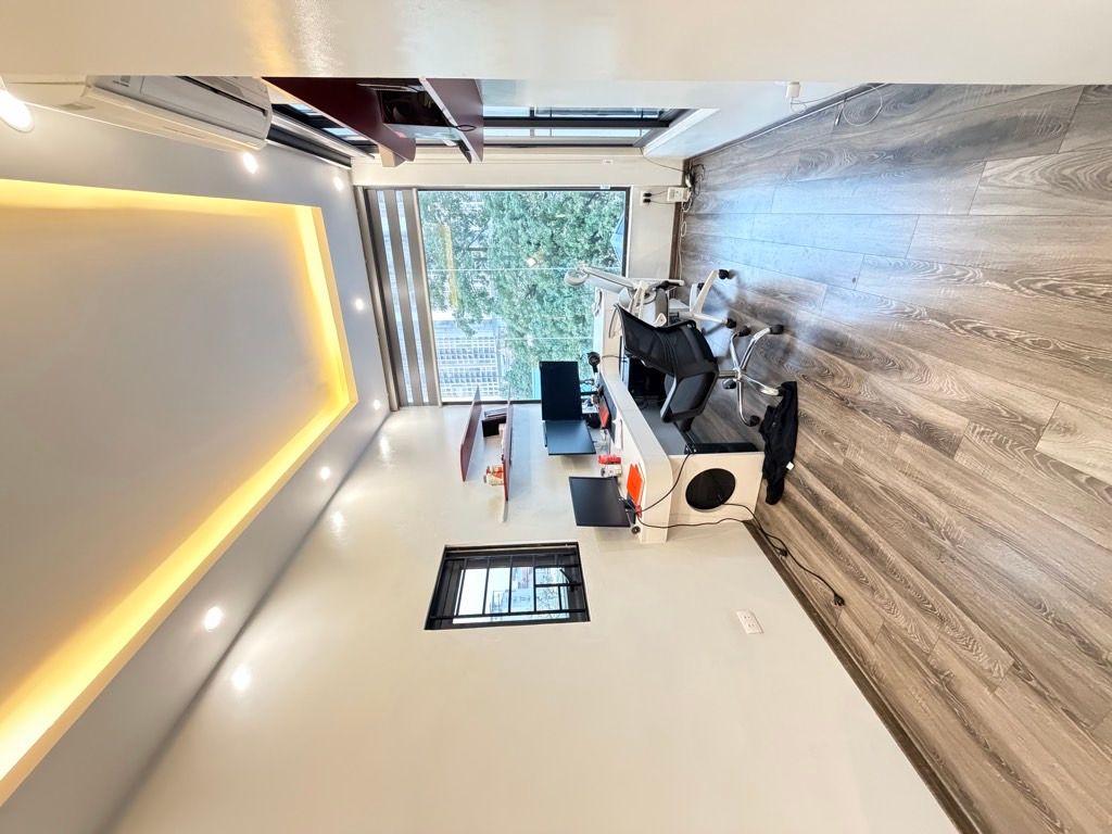 Bán nhà Trần Khát Chân - diện tích 16m2 5 tầng - nhà dân xây - giá 5 tỷ