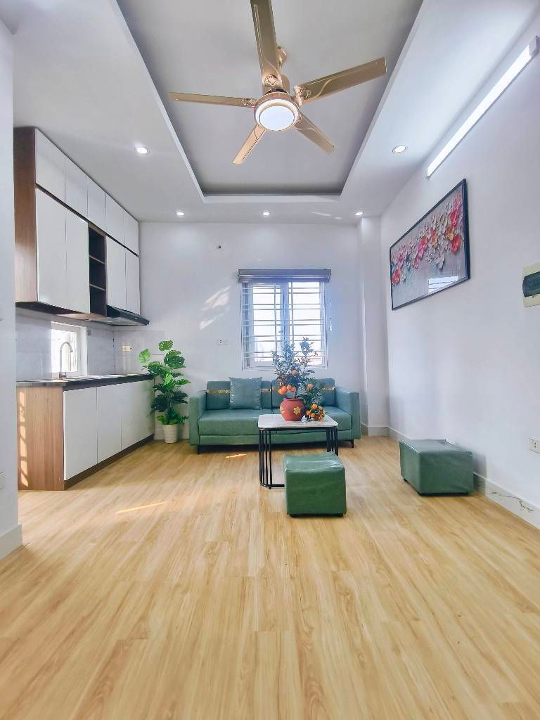 Bán nhà CCMN khương đình - diện tích 46m2 1 tầng - thang máy - giá 2,37 tỷ