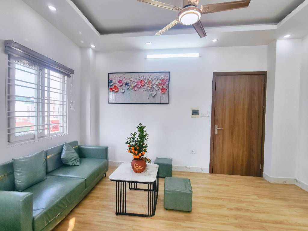 Bán nhà CCMN khương đình - diện tích 46m2 1 tầng - thang máy - giá 2,37 tỷ