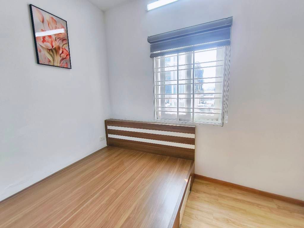 Bán nhà CCMN khương đình - diện tích 46m2 1 tầng - thang máy - giá 2,37 tỷ