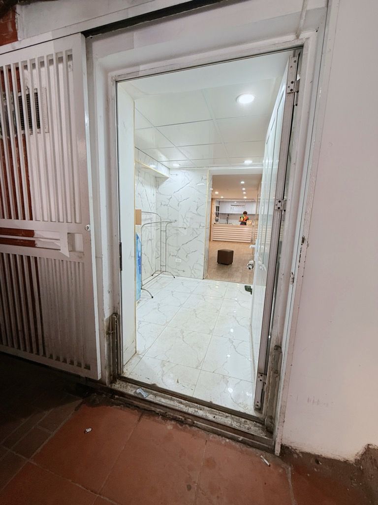 Bán nhà Thổ Quan - diện tích 26,9m2 1 tầng - Nhà đẹp hiếm có - giá 4,5 tỷ