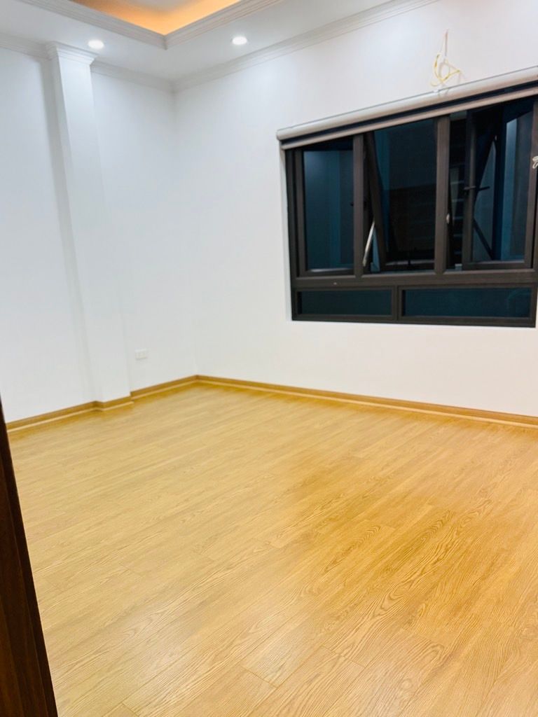 Bán nhà Thổ Quan - diện tích 39,5m2 5 tầng - Ô TÔ ĐỖ CỬA - giá 13,9 tỷ