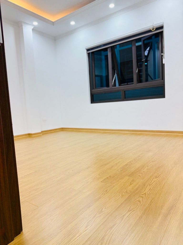 Bán nhà Thổ Quan - diện tích 39,5m2 5 tầng - Ô TÔ ĐỖ CỬA - giá 13,9 tỷ