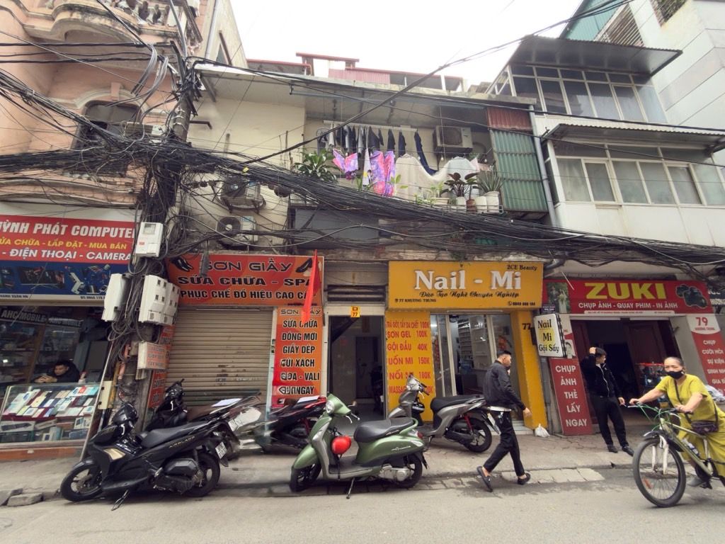 Bán nhà Khương Trung - diện tích 38m2 2 tầng - Mặt tiền rộng - giá 14,8 tỷ