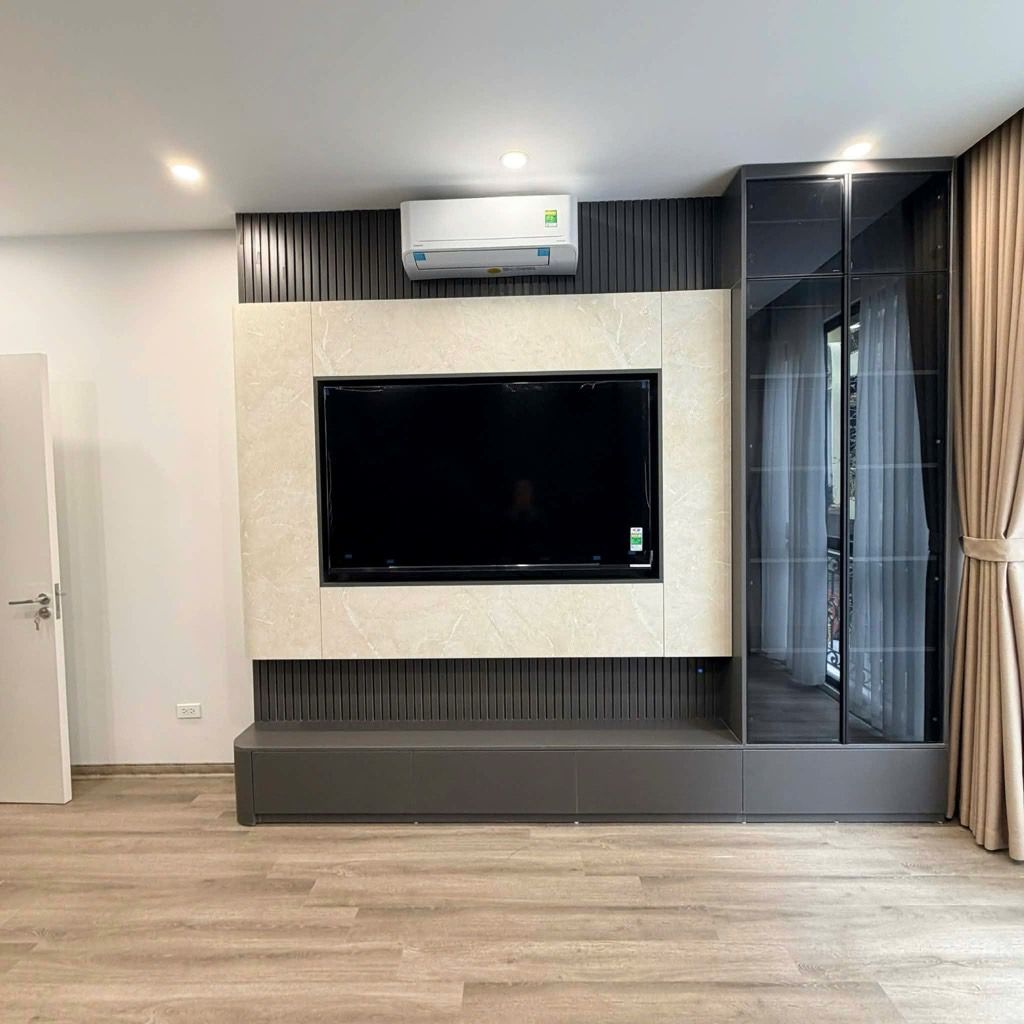 Bán nhà Thịnh Hào - diện tích 43.6m2 4 tầng - Ô TÔ TRÁNH - giá 20 tỷ