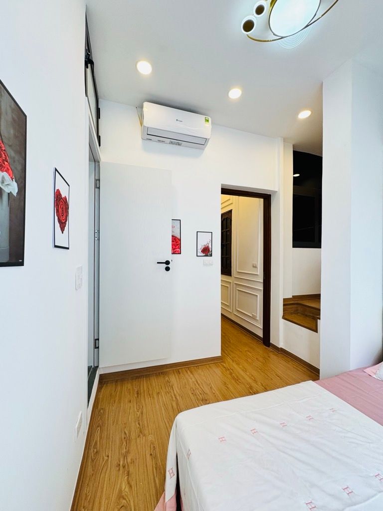 Bán nhà Nguyễn Ngọc Doãn - diện tích 39.1m2 1 tầng - Mặt ngõ ô tô - giá 5,95 tỷ