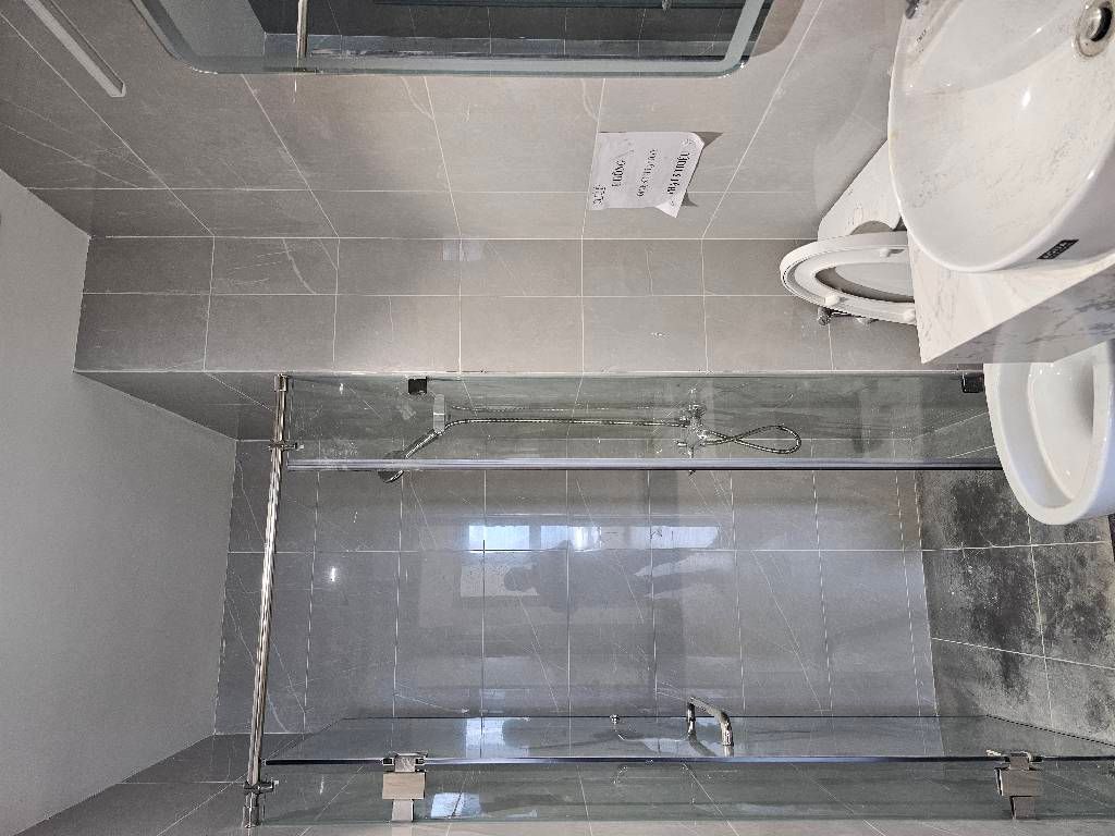 Bán nhà Lê Văn Lương - diện tích 83.2m2 1 tầng - Lô góc - giá 10,5 tỷ