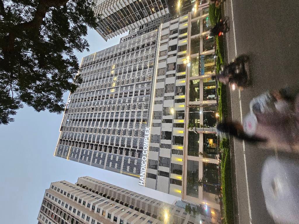 Bán nhà Lê Văn Lương - diện tích 83.2m2 1 tầng - Lô góc - giá 10,5 tỷ