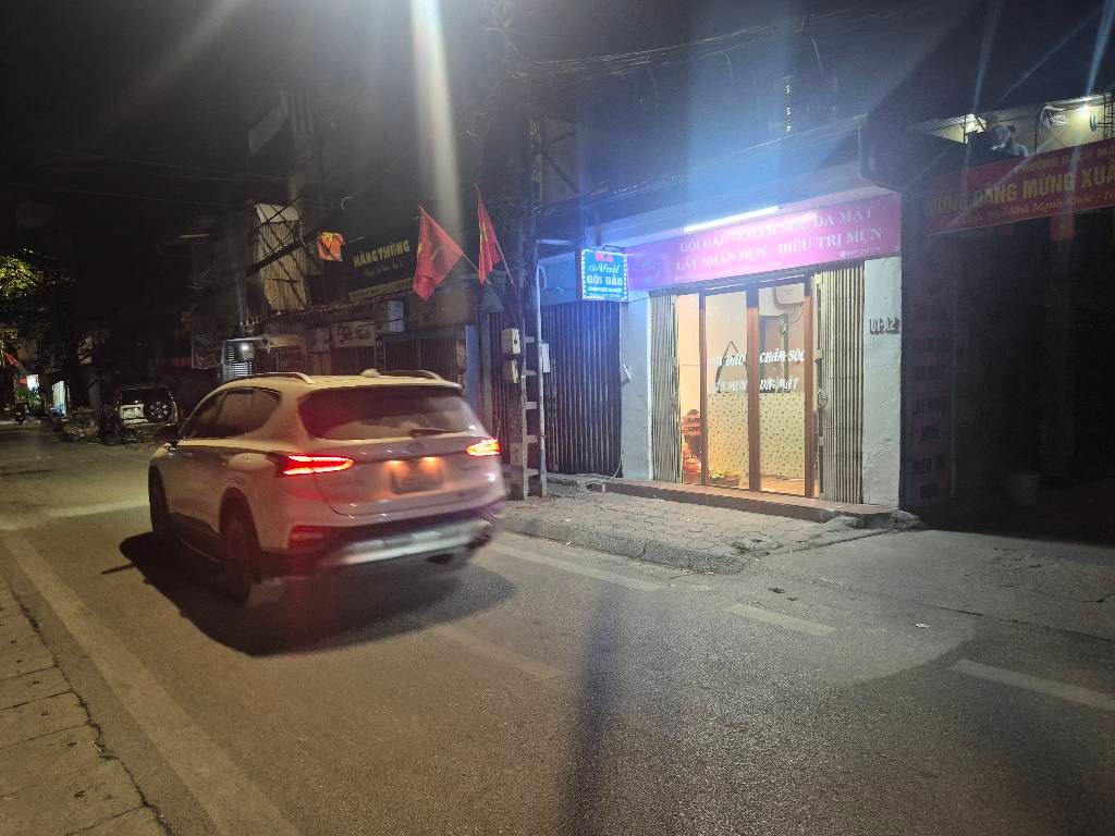 Bán nhà 8/3 - diện tích 55m2 1 tầng - Căn góc siêu thoáng - giá 3,08 tỷ